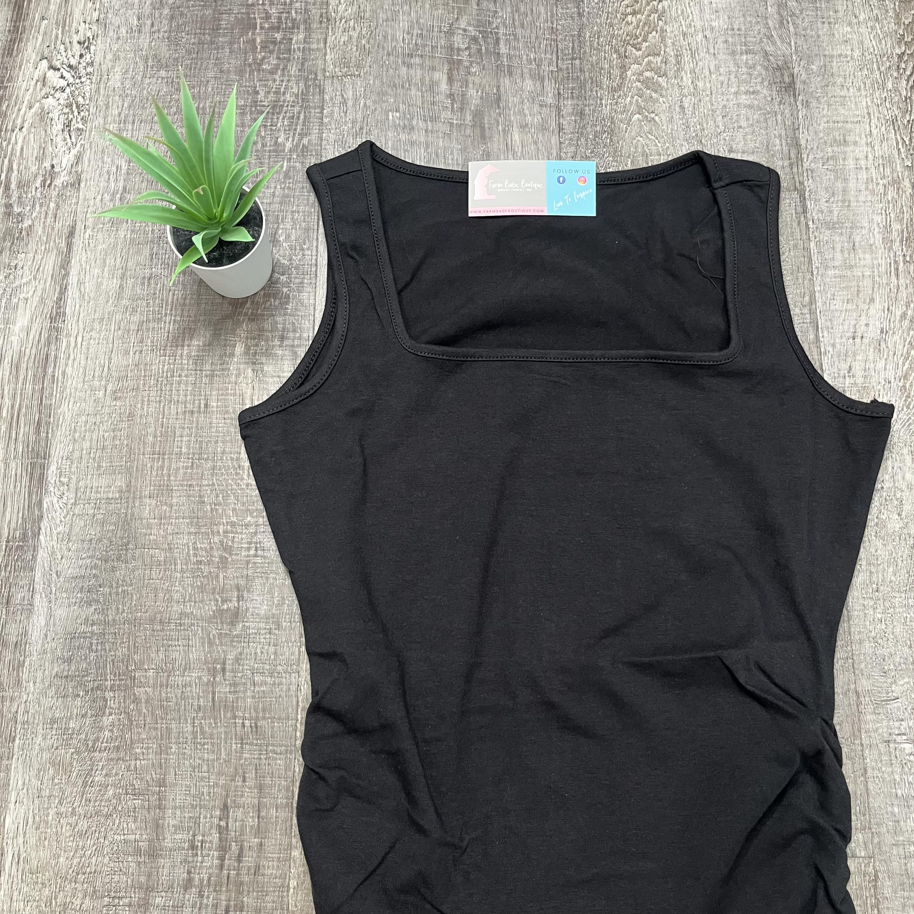 Ava Side Ruched Tank Top | Black