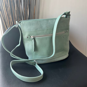Lucy Crossbody | Moss