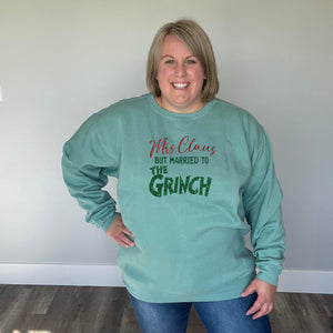 Married To The Grinch | Crew Neck