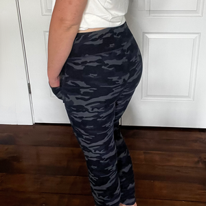 Grace and online lace camo jeggings
